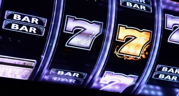 Live dealer table setup with multiple camera angles on mobile